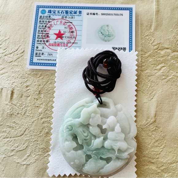 Icy Burma Jade Grade A Jade Faceless Buddha Pendant...
